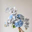 Ornements de fleurs simulées