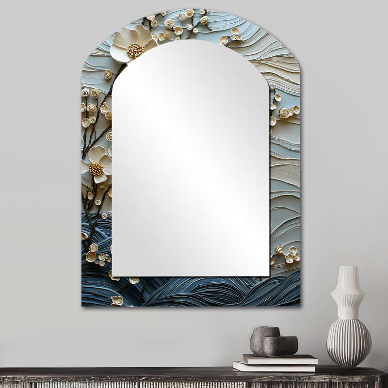 Blanc et bleu Poppies Waves - grand miroir mural asymétrique coquelicots, miroir arche traditionnel unique, impression d'art en métal