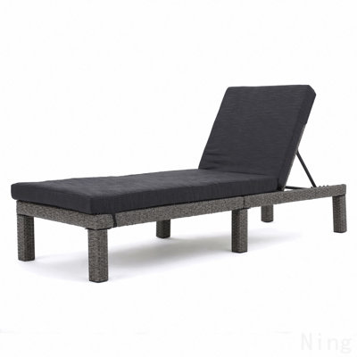 Chaise Lounge