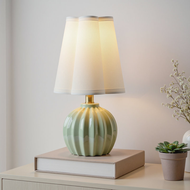 Lampe de table Tamara Day for Stylecraft Ophelia, H 15 po x l 8 po x P 8 po, 40 W, Menthe