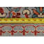 Tapis zone en laine 9 pi 3 po x 9 pi 9 po "one-of-kind" noué la new age kazak