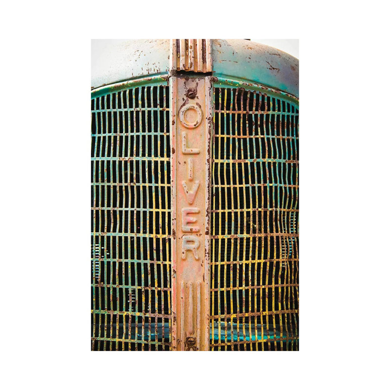 "Oliver Vintage Tractor" par Debbra Obertanec - reproduction de photo sur toile tendue, H 26 po x l 18 po x 1,5 po
