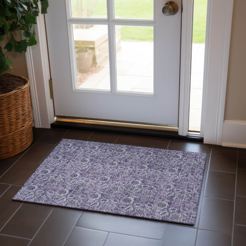 Floral Indoor / Outdoor Rug, Rectangle 1'8" x 2'6"