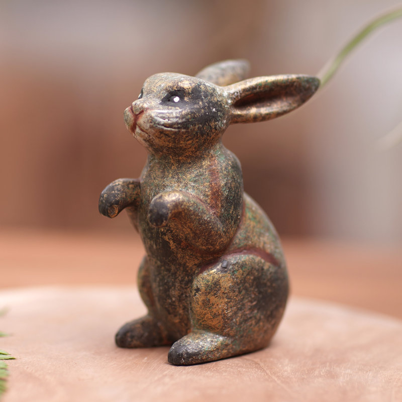 Animals Figurines & Sculptures