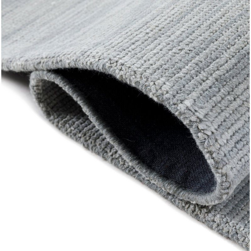 Tapis Liska, Rectangle 7 pi 9 po x 9 pi 9 po
