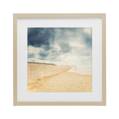 «Beach On A Cloudy Day», reproduction sous verre encadrée, design par Dirk Wüstenhagen