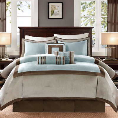 Édredon très grand - 7 pièces en bleu avec palette de couleurs neutres et coussins décoratifs taupe