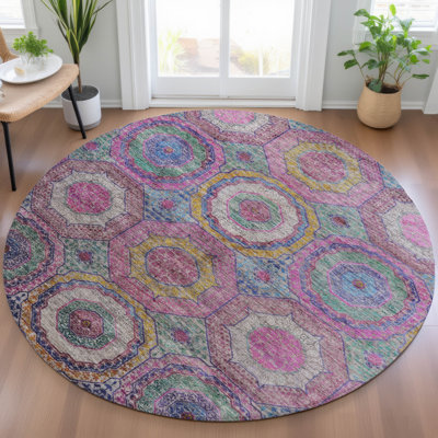 Tapis intérieur / extérieur rose lavable à la machine Xhevrie