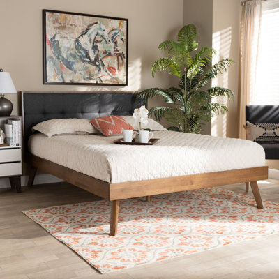 Lit plateforme très grand Cramlington, gris foncé / noyer, l 78,7 po x L 82,2 po x H 48 po