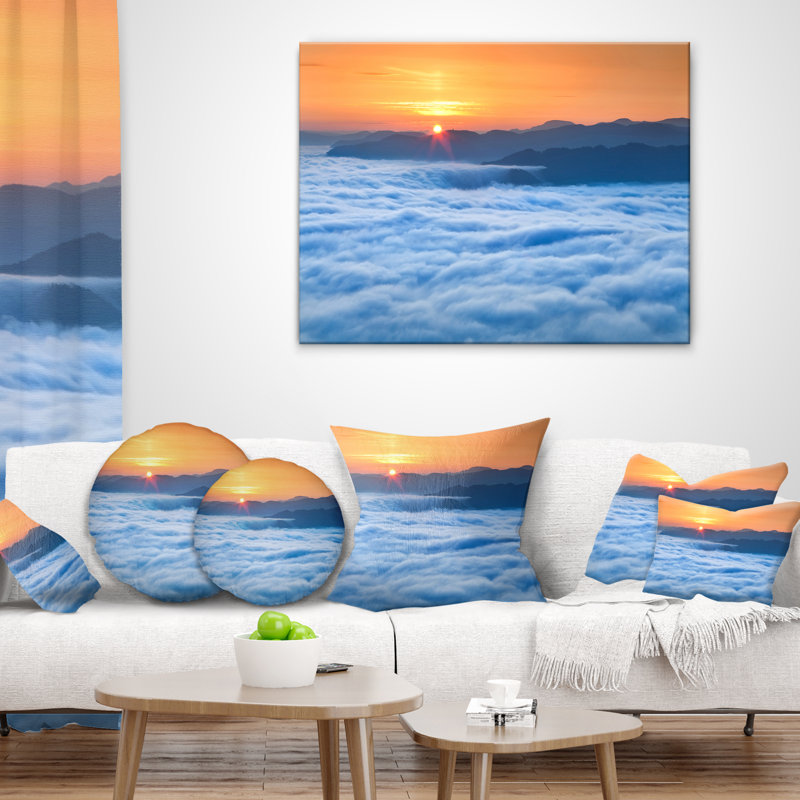 Coussin lombaire pour photographie de soleil over misty sea