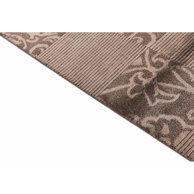 Tapis brun Howard
