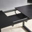 table de salle à manger extensible avec pieds en métal de couleur noire, table de cuisine moderne peu encombrante