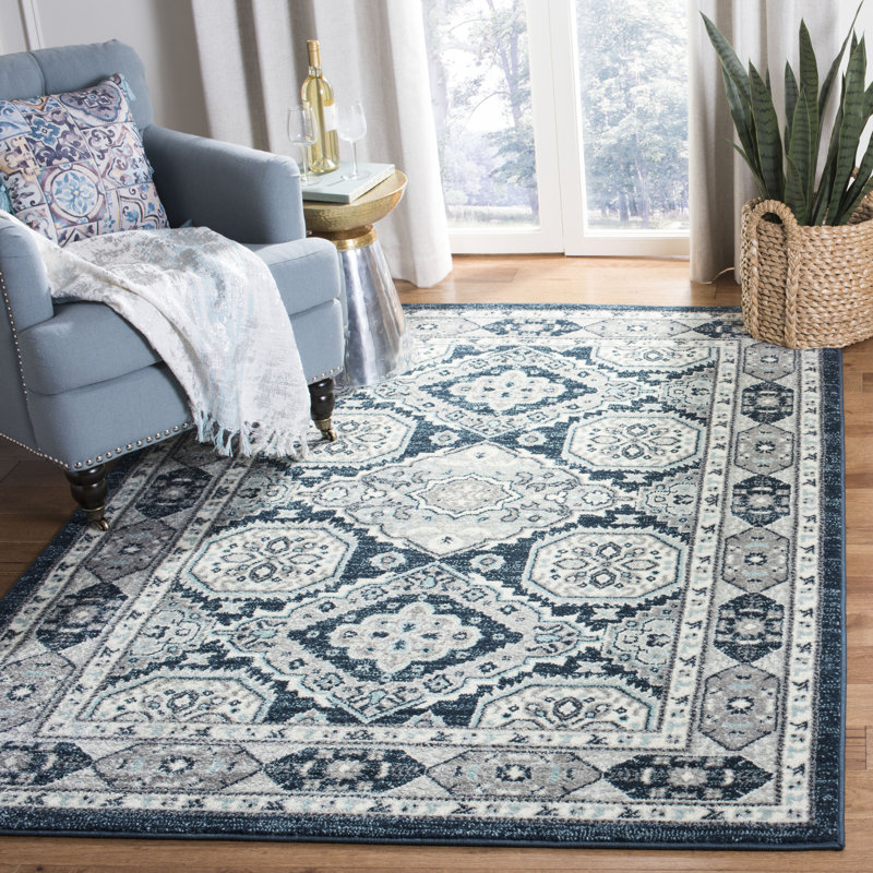 Orrwell Oriental Area Rug, Rectangle 160 x 231 cm