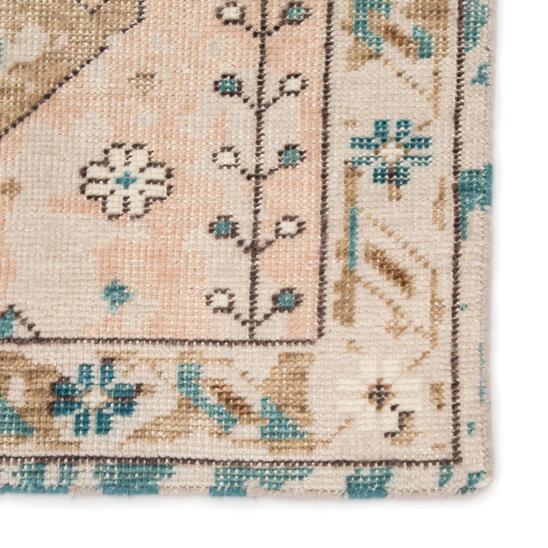 Hand Knotted Wool Oriental Area Rug in Pink/Blue, Rectangle 5' x 8'