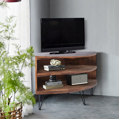 Table de coin en bois récupéré en forme de ventilateur pour le salon Utilisez votre espace