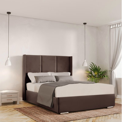 Bettzel Upholstered Ottoman Storage Bed