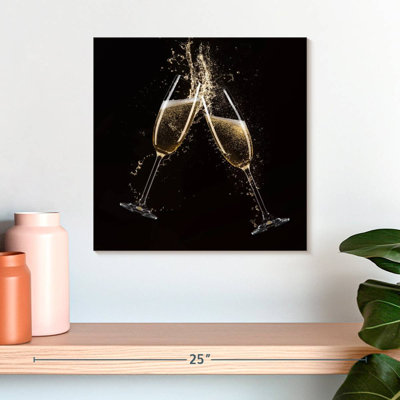 Yarlin Champagne Toast Splash
