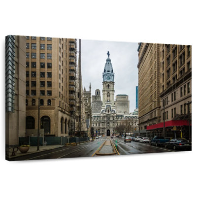 Lilie Philadelphia City Hall View