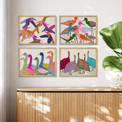 Ensemble de 4 pièces d'art mural d'oiseaux colorés - Impressions encadrées de style art populaire mettant en vedette des oiseaux à motifs pour la chambre d'enfant ou la salle de jeux