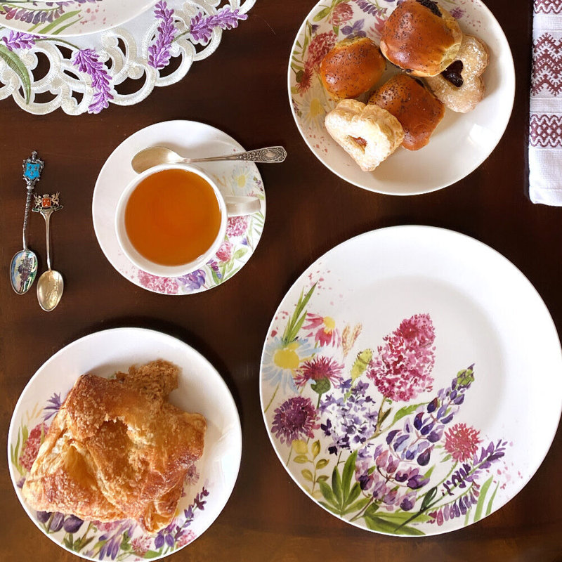 Summer Aquarelle Bone China Dinnerware Set 20 Piece - Service for 4