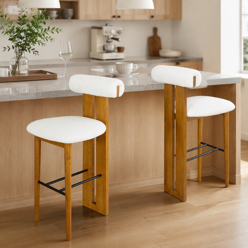 Ensemble de deux tabourets d'intérieur rembourrés de conception ergonomique, idéaux pour les cuisines, les bars à domicile et les espaces repas compacts