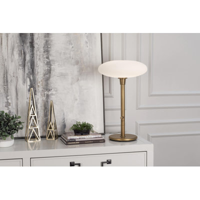 Lampe de table en laiton vieilli 23 po Ovo