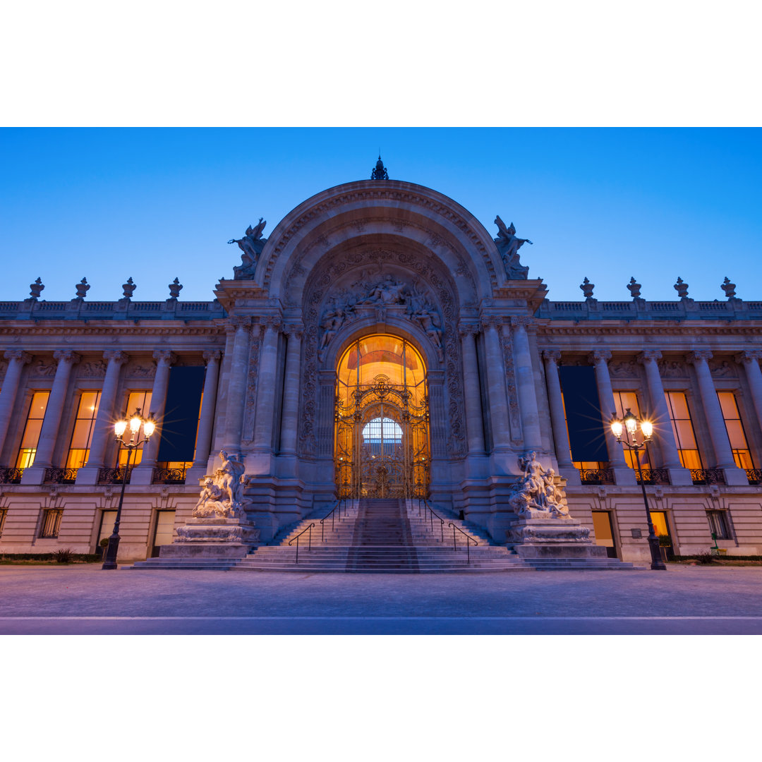 Petit Palais in Paris von Benedek - Leinwandfoto im Wickelformat