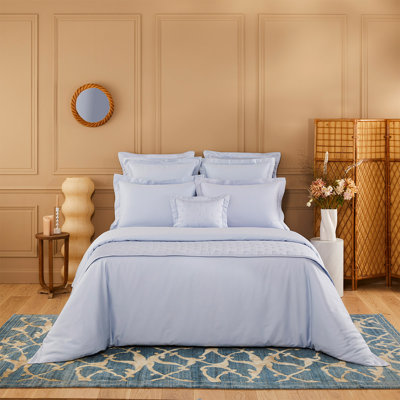 Triomphe Bedding
