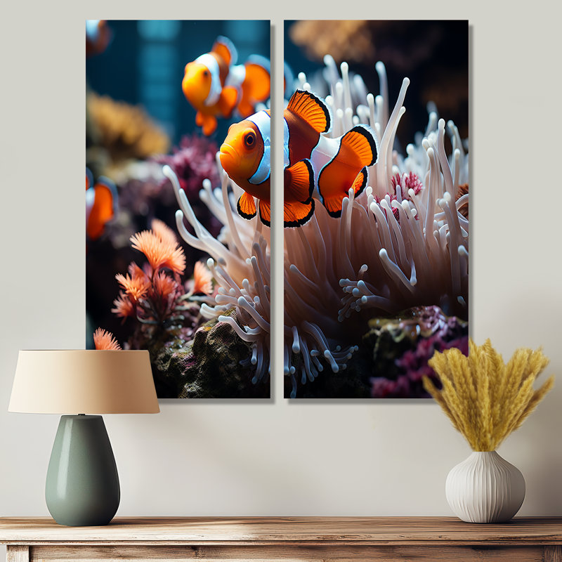 «Orange clownfish», art mural moderne et vert, H 40 po x l 40 po, Toile tendue, Ne s’applique pas