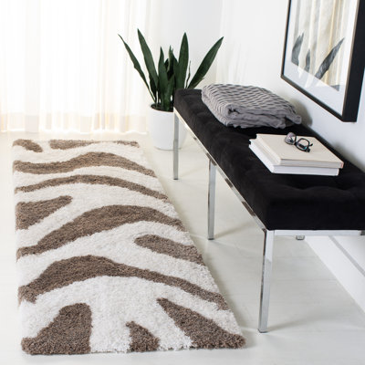 Hempstead Animal Print Handmade Tufted White/Gray Area Rug