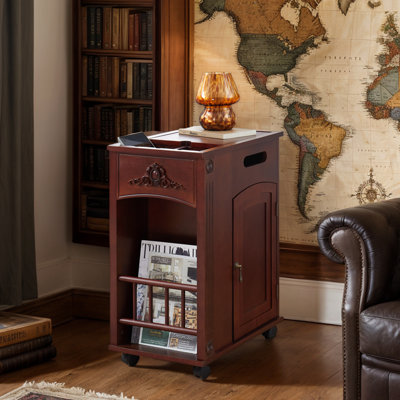 Table d'appoint étroite avec station de charge, table de bout traditionnelle avec ports USB, prises et rangement, table de chevet avec roues