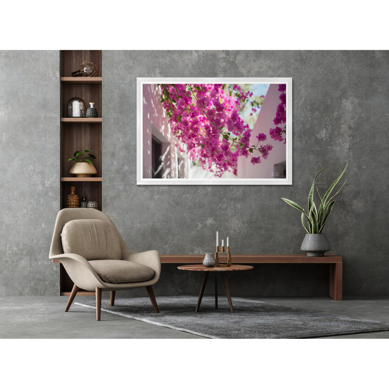 Bougainvillée ciel, Cadre blanc, H 35,5 po x l 54,75 po x P 1,5 po