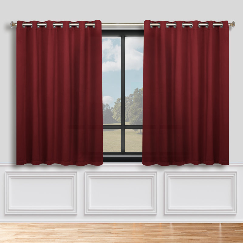 Paire de rideaux obscurcissant avec œillets Millendon, Sangria, L 70 po x L 63 po