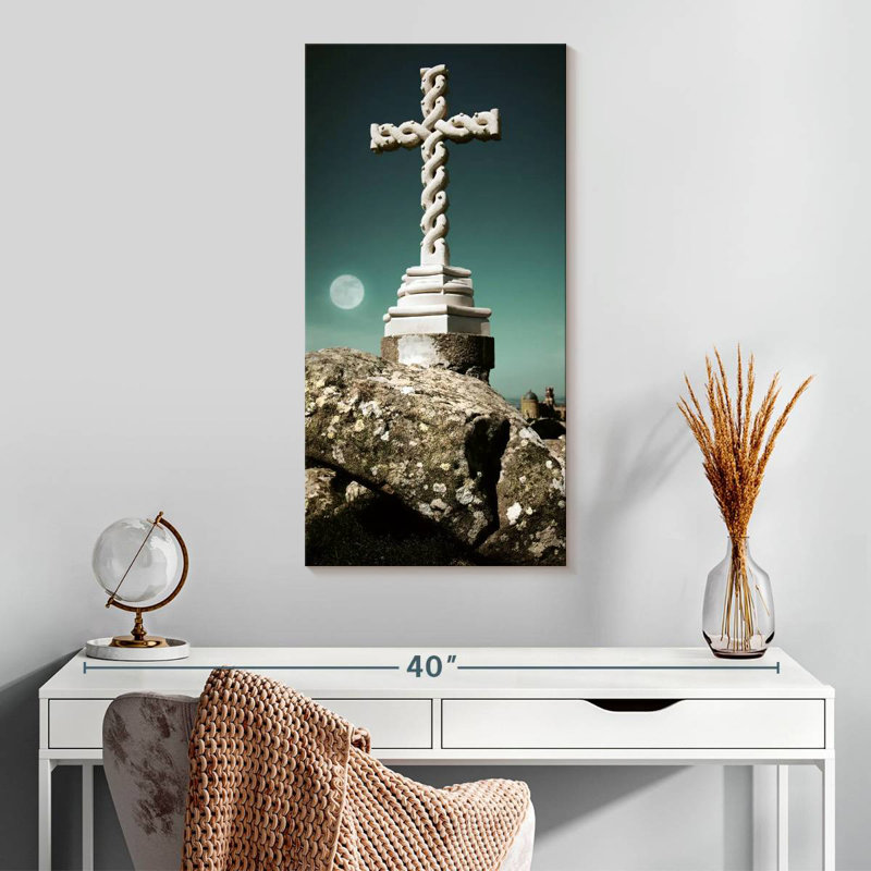 Croix du Christ, H 30 po x l 15 po