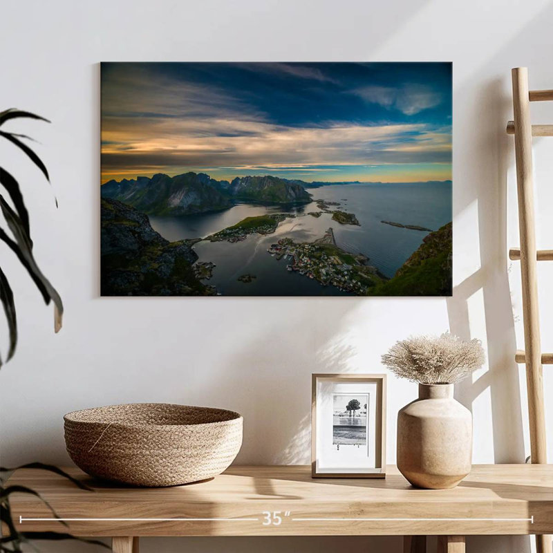 Paysage épique et norvégien, H 16 po x l 24 po