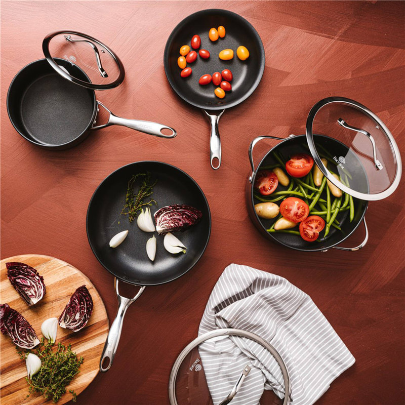 Cuisine::pro® iD3® Frypan 12", 12.7559"