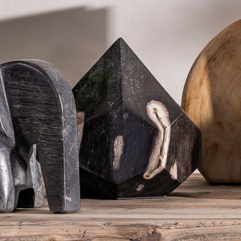 Figurines & Sculptures