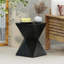Table d'appoint avec forme prismatique moderne-862718684