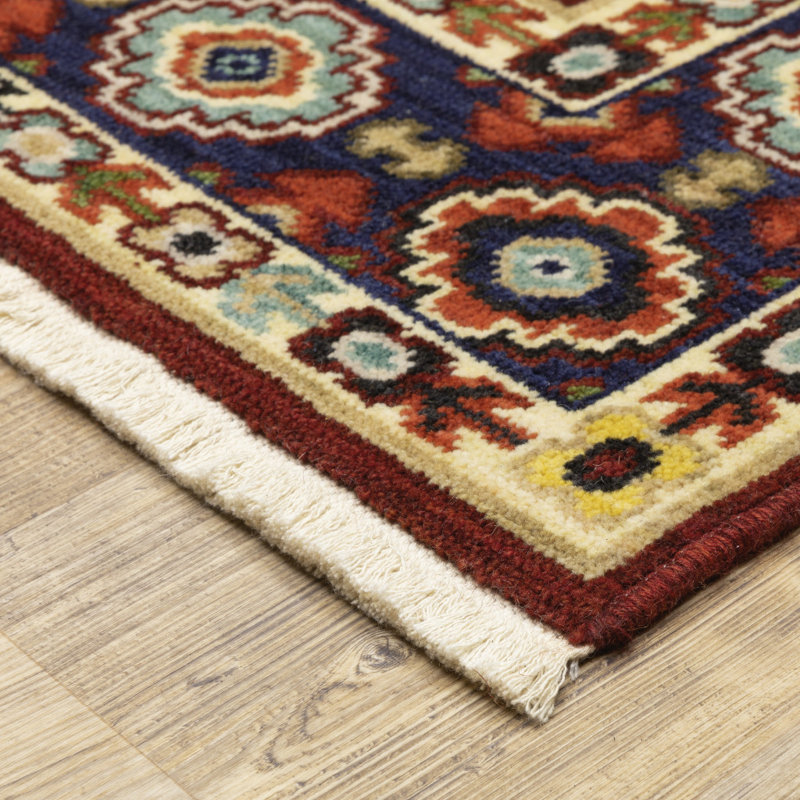 Oaklynn Oriental Indoor Rug, Rectangle 2' x 3'