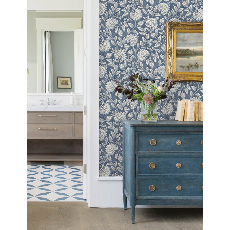 Vadouvan Jacobean Trail Wallpaper, Navy