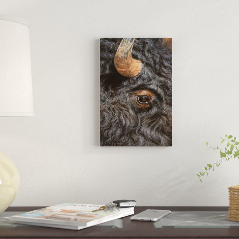 «Bison Close-Up» par David Stribble, impression sur toile tendue, H 12 po x l 8 po x P 0,75 po, Toile tendue, Pas de tapis