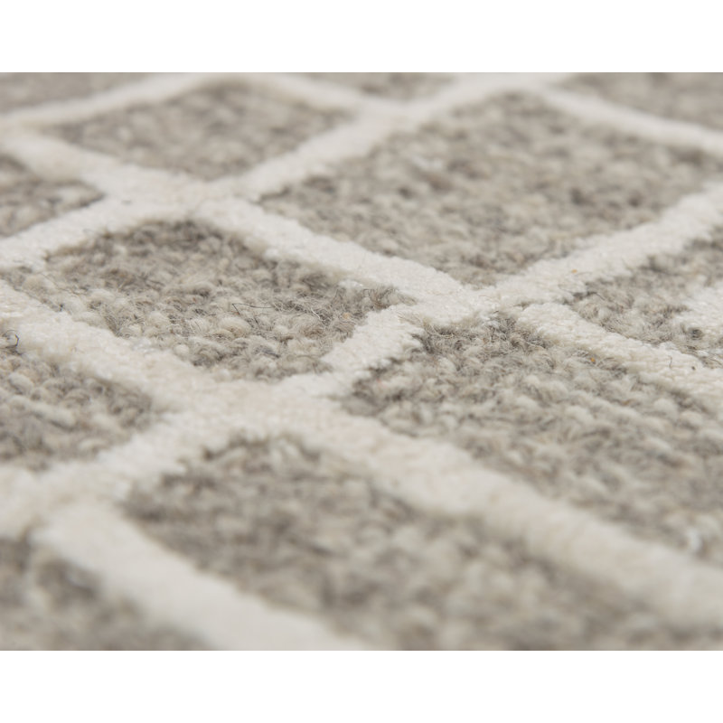 Tapis gris / blanc en laine touffeté à la main à motif géométrique Gioacchino, Rectangle 5 pi x 7 pi 6 po