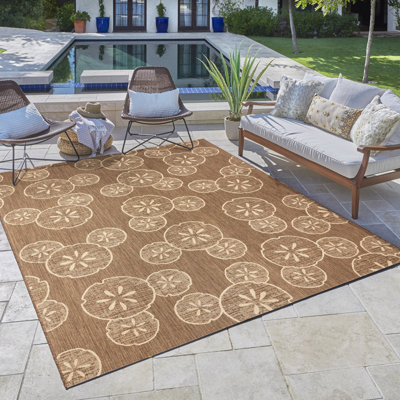 Tapis intérieur / extérieur brun / sable tissé à plat Disney Mickey Mouse, Rectangle 6 pi 6 po x 9 pi 6 po
