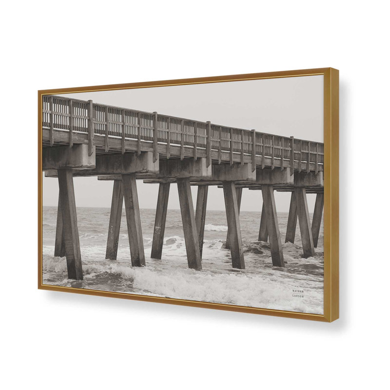 «Pier Angles II» par Nathan Larson, reproduction d'art, H 8 po x l 12 po, Or