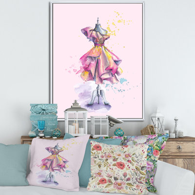 «Beautiful Dress with Folds on Fashion Mannequin», peinture sur toile à cadre flottant