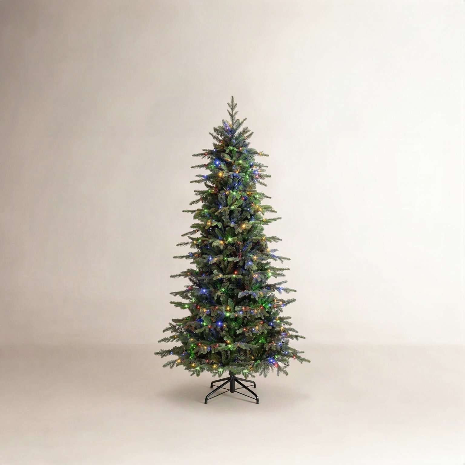 9' Pre-Lit Christmas Tree, 7.5'