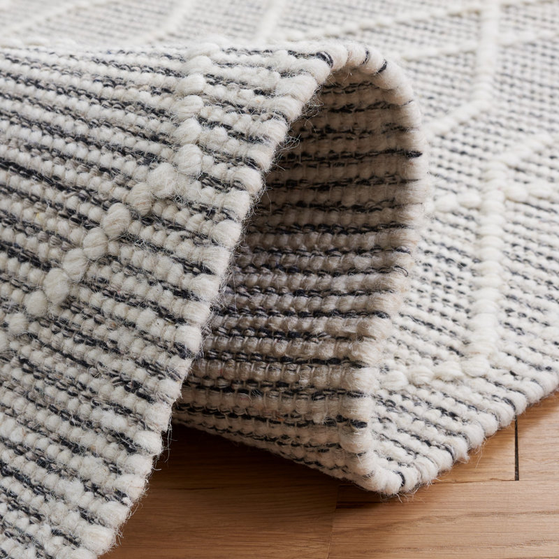 Ajanea Flat Weave Wool Geometric Rug, Rectangle 5' x 8'