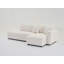 Canapé d'angle capitonné en L d'inspiration scandinave avec coussins décoratifs
