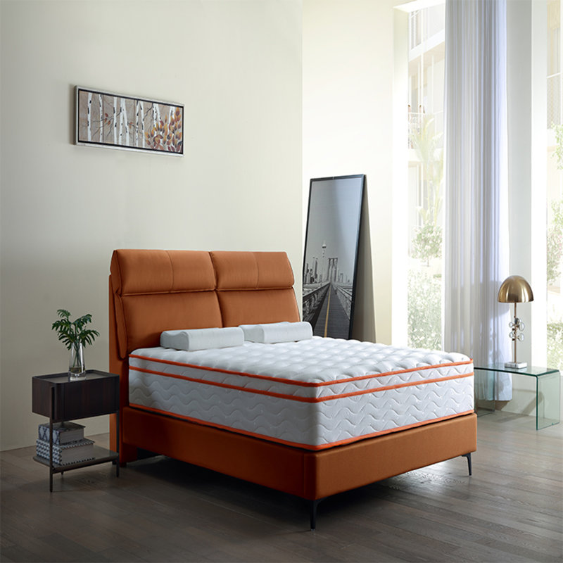 Matelas hybride moyen dans une boîte, Très grand lit, 10"