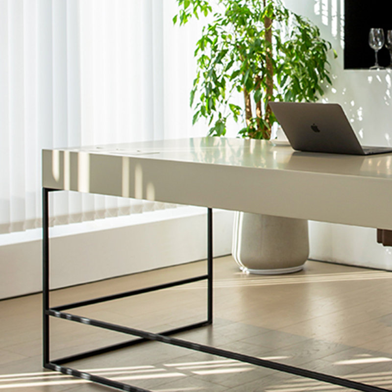 Bureau stylé et élégant, H 29,52 po x l 62,99 po x P 25,59 po